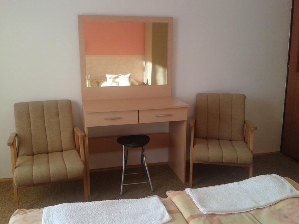 Petra Vendeghaz Apartment บุค ห้อง รูปภาพ