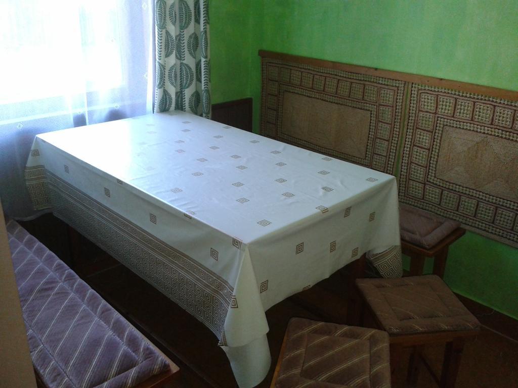 Petra Vendeghaz Apartment บุค ห้อง รูปภาพ