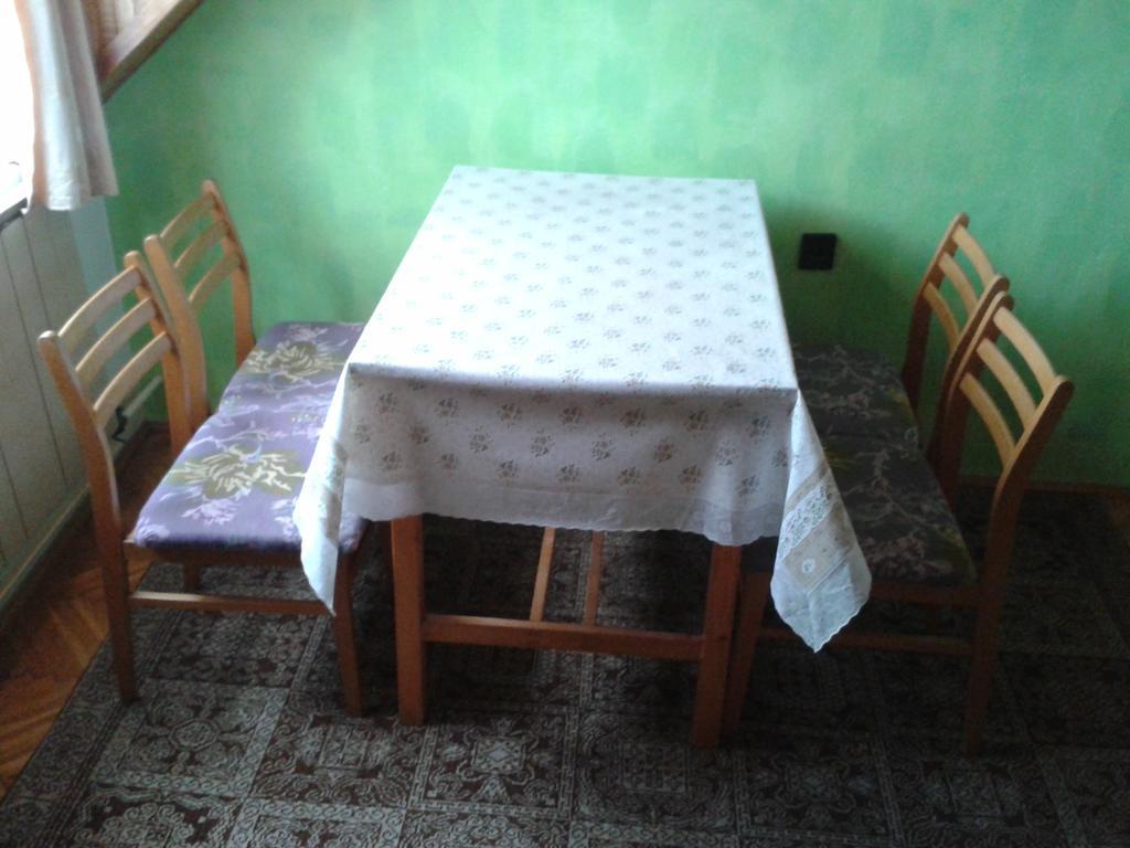 Petra Vendeghaz Apartment บุค ภายนอก รูปภาพ