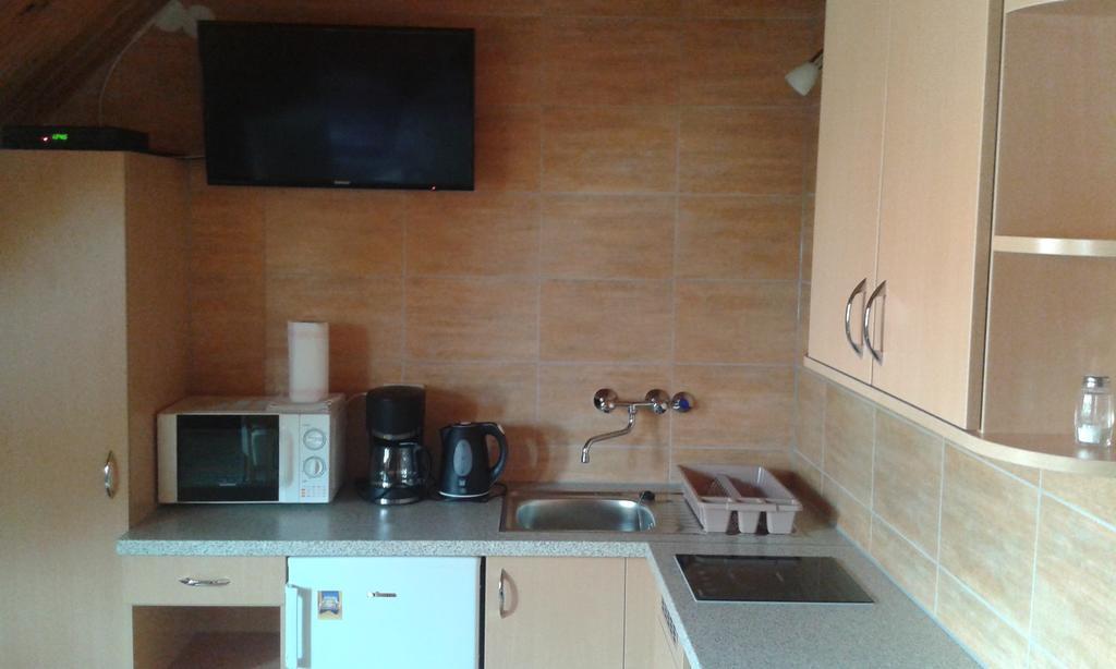 Petra Vendeghaz Apartment บุค ภายนอก รูปภาพ